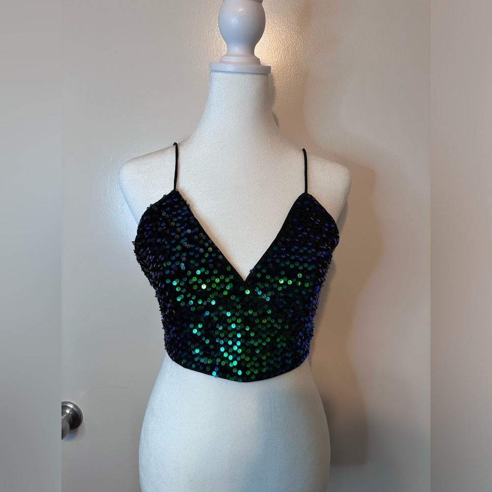 Crop top
